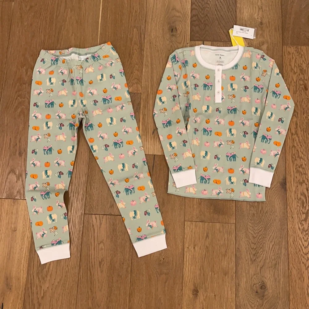 Roller Rabbit Pumpkin Spice Pajamas - Picture 2 of 6